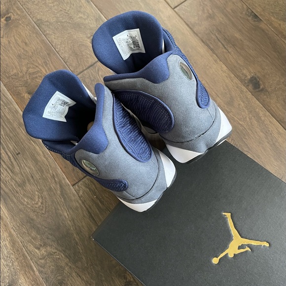 Air Jordan 13 “Flint” 2020 GS. 7Y or WMNS 8.5. - Picture 4 of 9